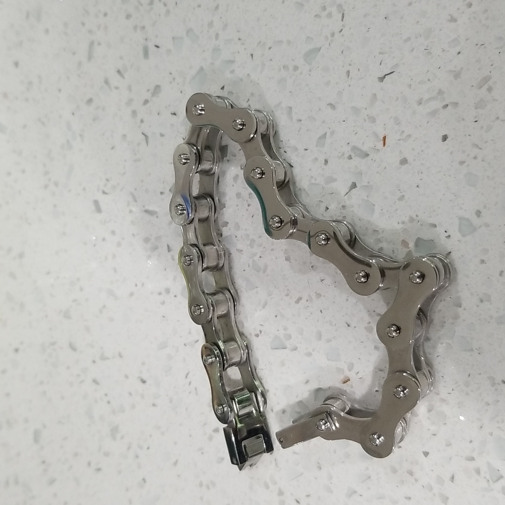 STAINLESS STEEL BICYCLE CHAIN BRACELET 8 3/4 inches. VERY HEAVY.
